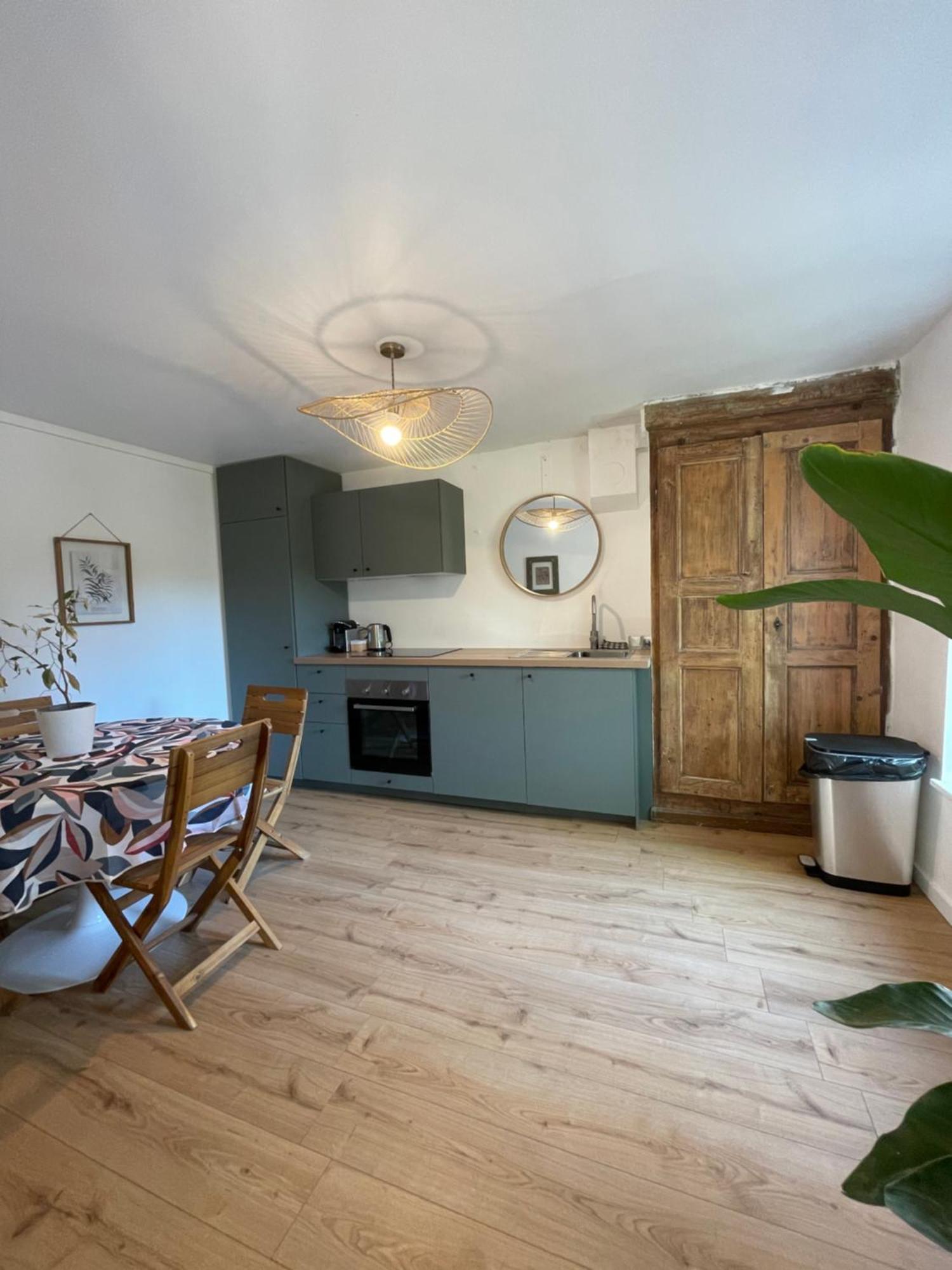 Maison A Avec Jardin Privatif Dans Domaine Des Crozes เวียน ภายนอก รูปภาพ